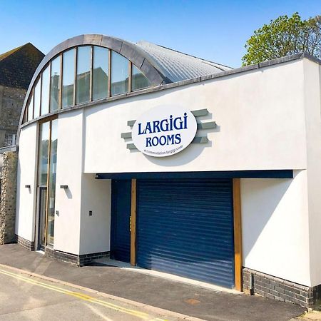 ליים ריג'יס Largigi Rooms, Close To The Beach And Town Centre, Parking Available מראה חיצוני תמונה