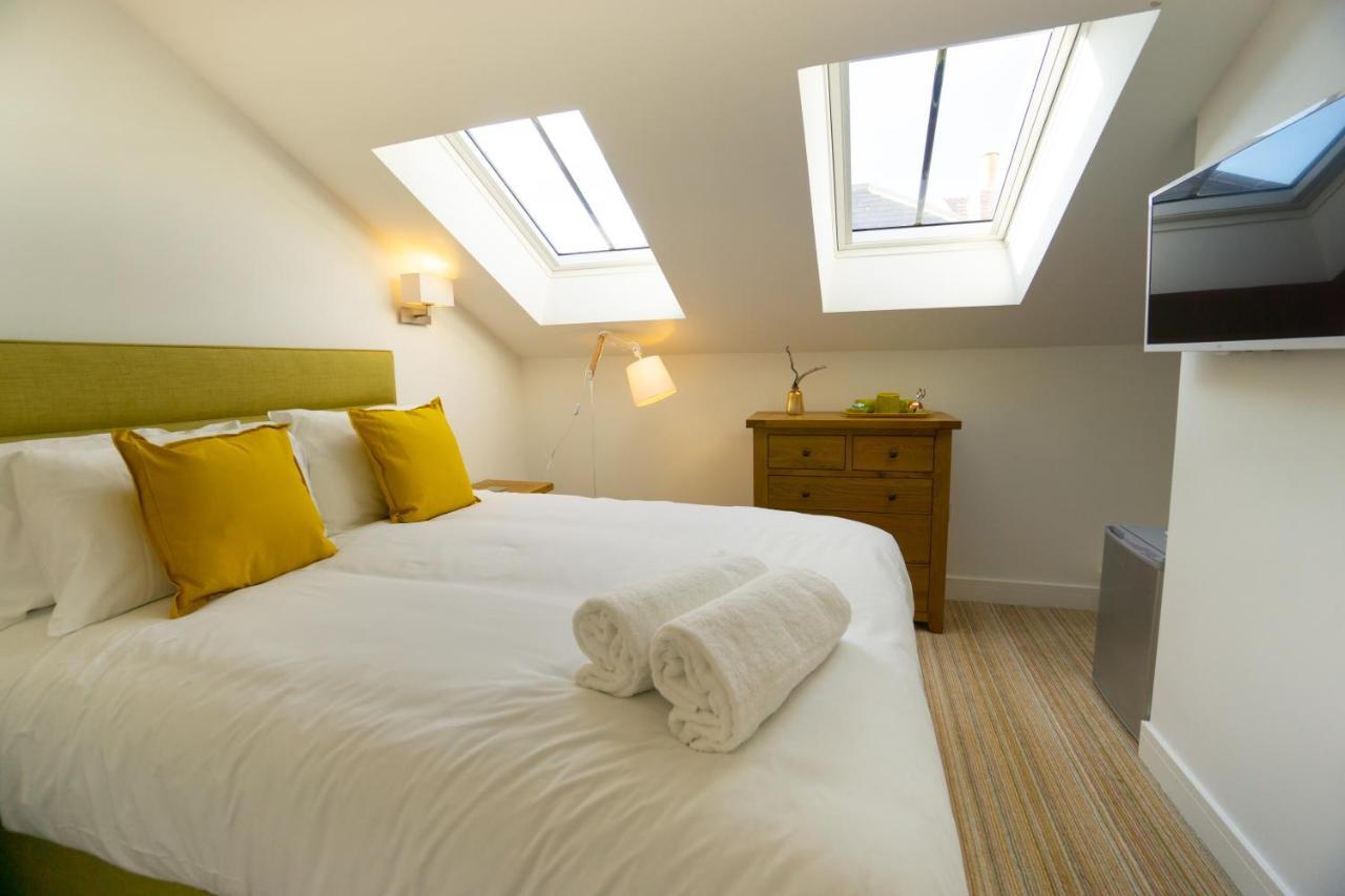 ליים ריג'יס Largigi Rooms, Close To The Beach And Town Centre, Parking Available מראה חיצוני תמונה
